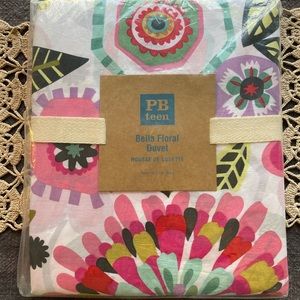 PB Teen Bella floral duvet twin